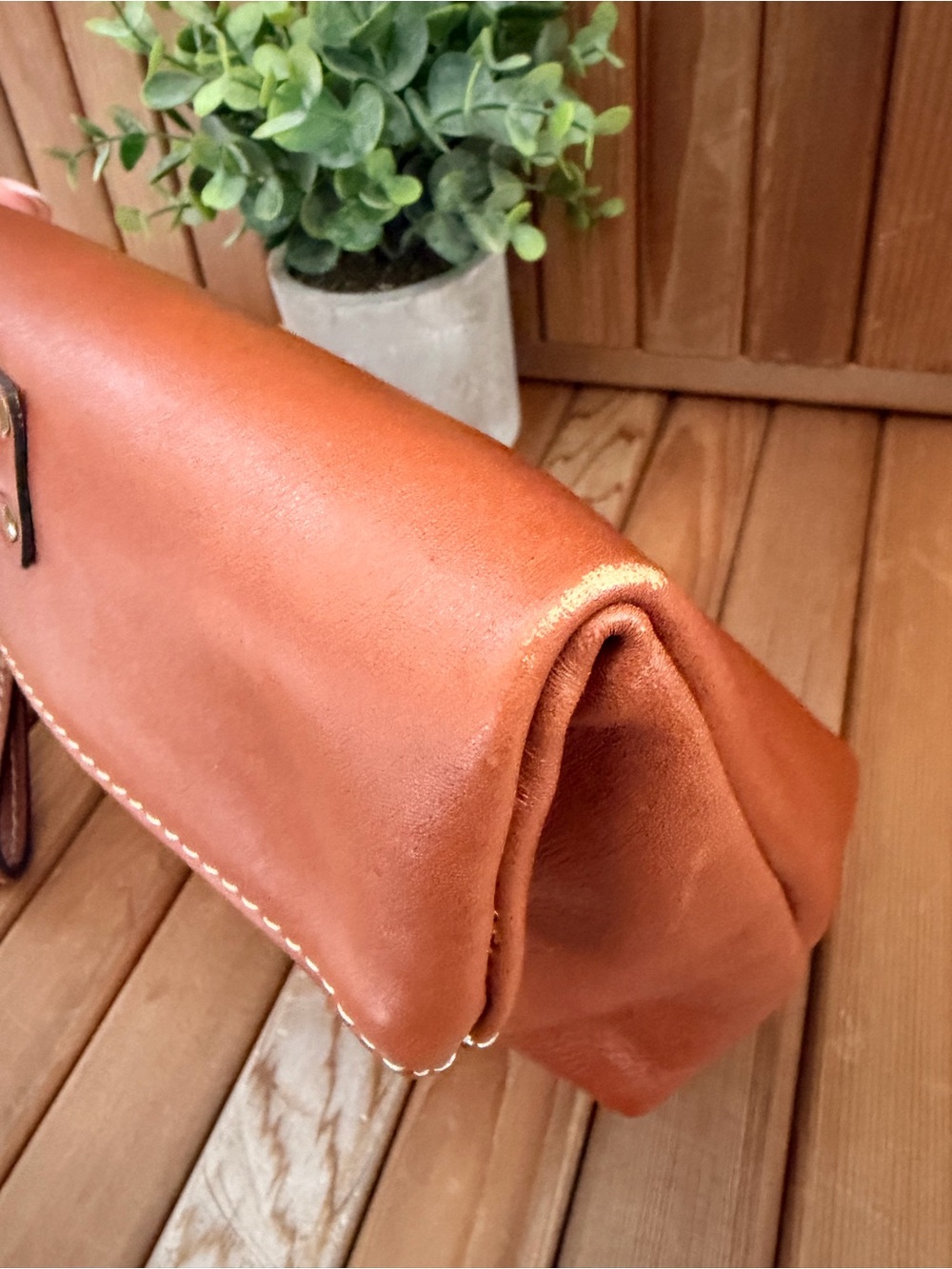 Patricia Nash Leather 'Valerie' Clutch Wristlet in Cognac Brown - Picture 6 of 12